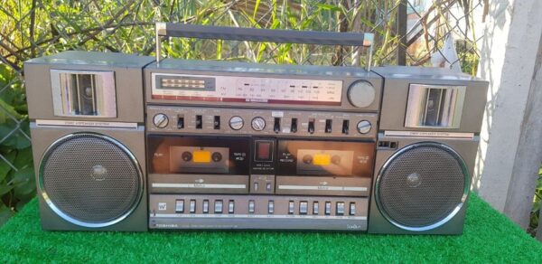 máy cassettes toshiba rt-s88