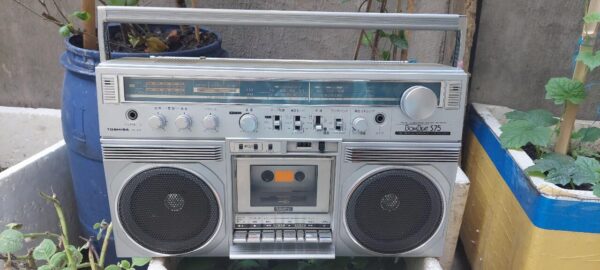 máy cassette Toshiba S75