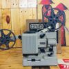 Máy chiếu phim cổ 8mm của Áo